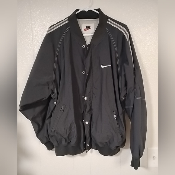 nike nylon jacket mens